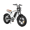 Weiß-ENGWE M20 E-Bike im Motorrad-Stil